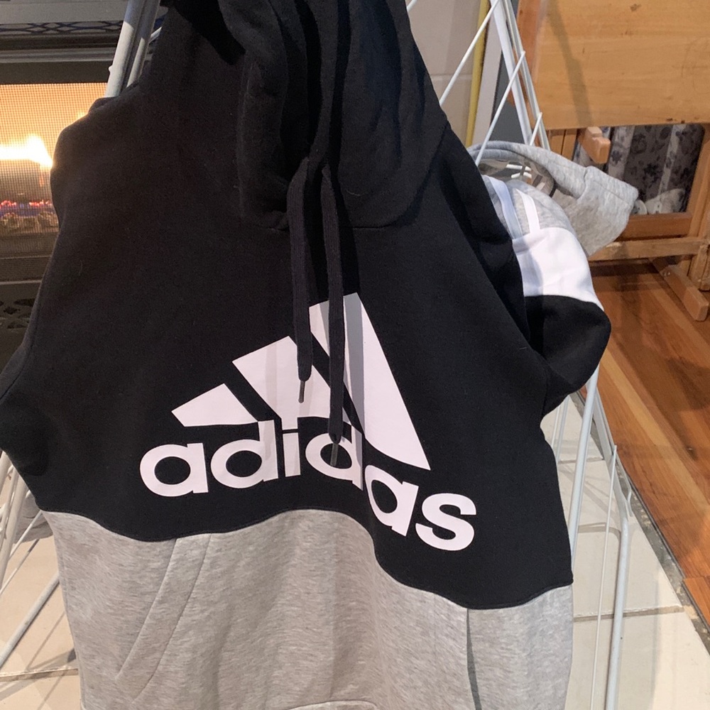 Adidas Hoodie Large